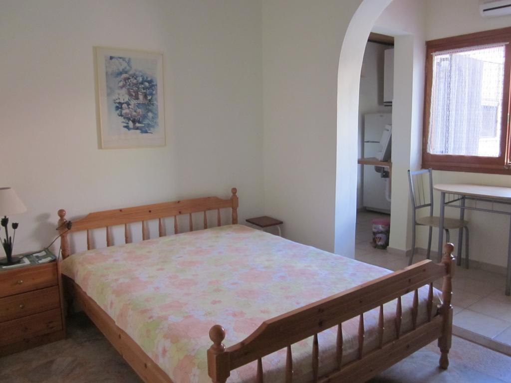 Tina Rooms Gialtra Rom bilde